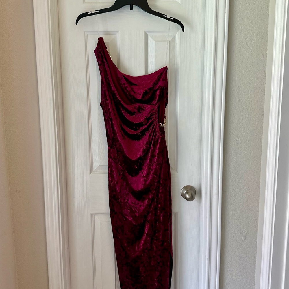 Fashion Nova One-Shoulder Velvet Dress in Deep Red Never Worn